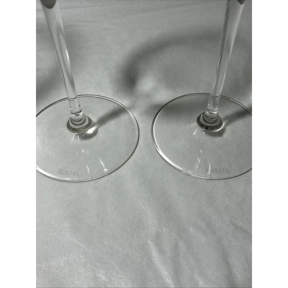 Riedel this lot